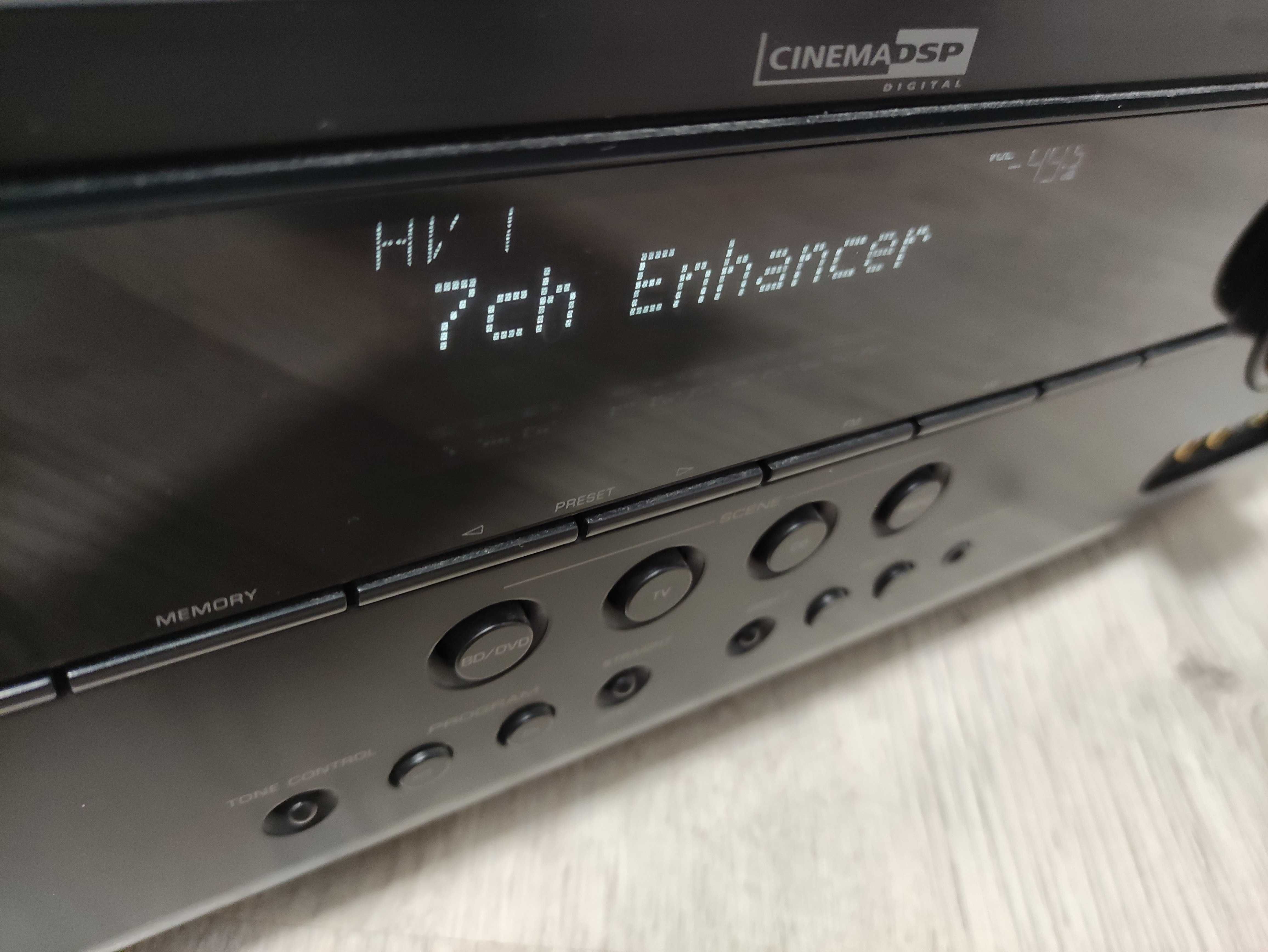Amplituner wielokanałowy (7.1) Yamaha RX-V565 (RXV565)