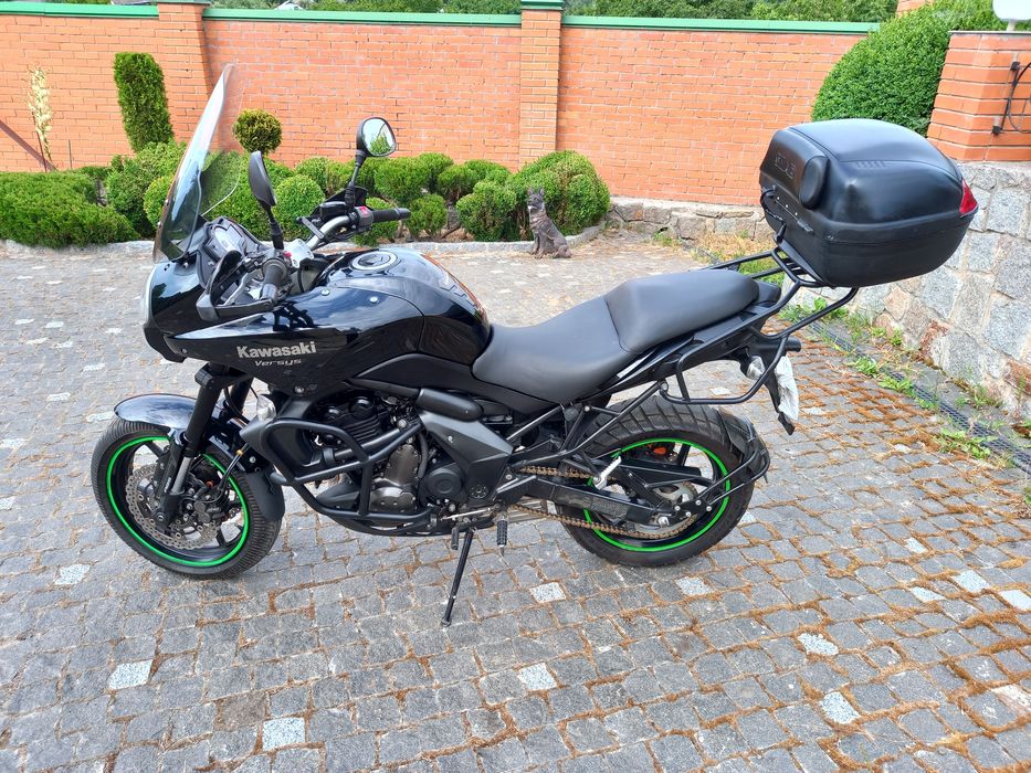 Продам мотоцикл Kawasaki Versys 650куб. ABS.