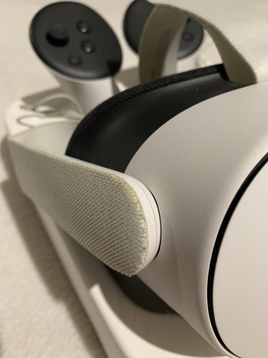 VR-окуляри Oculus Quest 3s