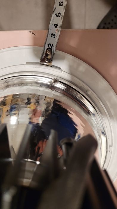 Lampa podsufitowa wpuszczana