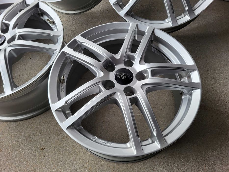 [1279] Felgi aluminiowe 17 cali FORD 5x108 7Jx17H2 Kuga Mondeo Smax