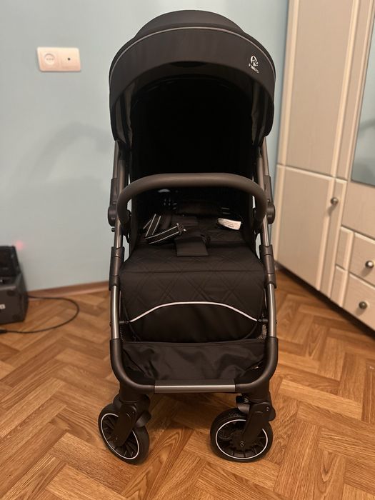 Продам прогулянковий візок Fimos