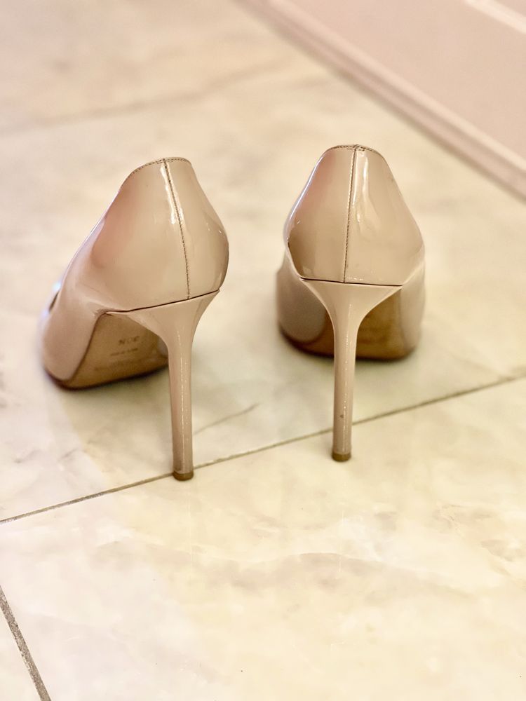Туфлі лакові Yves Saint Laurent