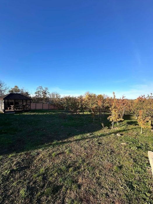 Тарасівка. Продаж будинку з виходом до водосховища