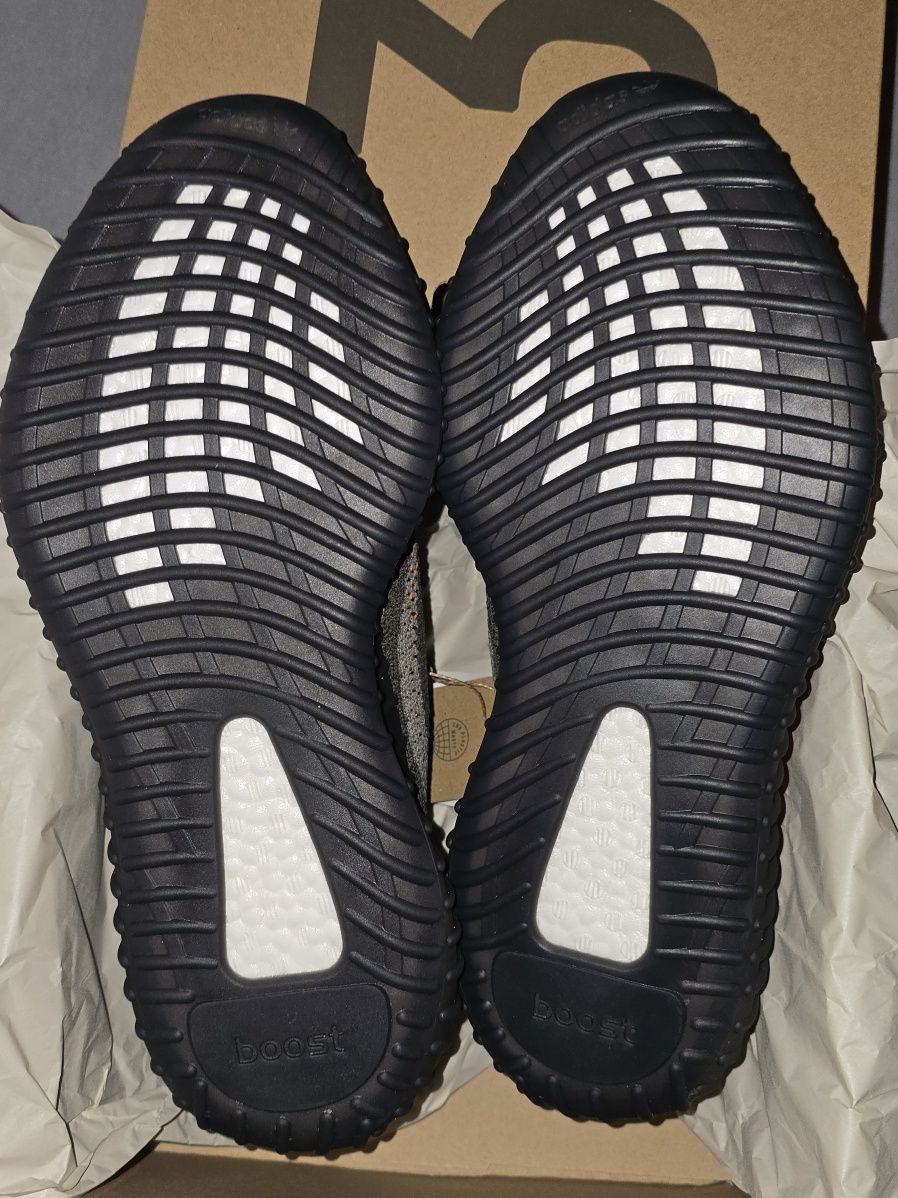 Buty adidas yeezy 350v2 carbon beluga streetwear kanye west hype