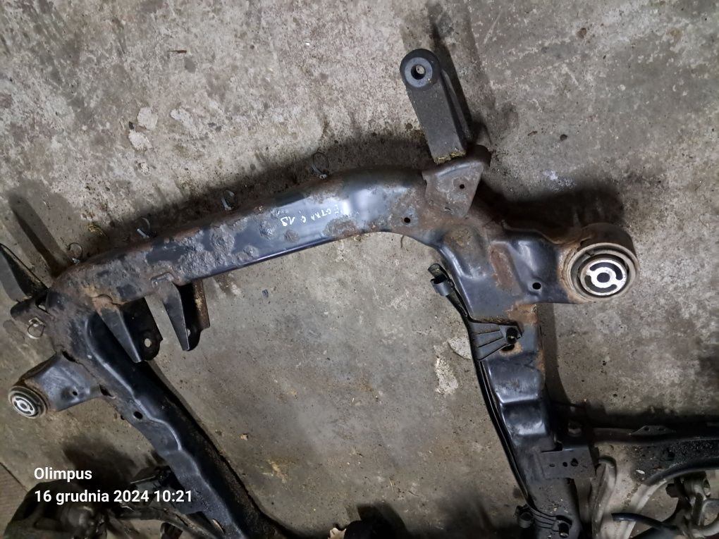 Opel Vectra C 1.9Cdti  sanki,wózek,zwrotnica,zacisk,wachacz,sprezyna