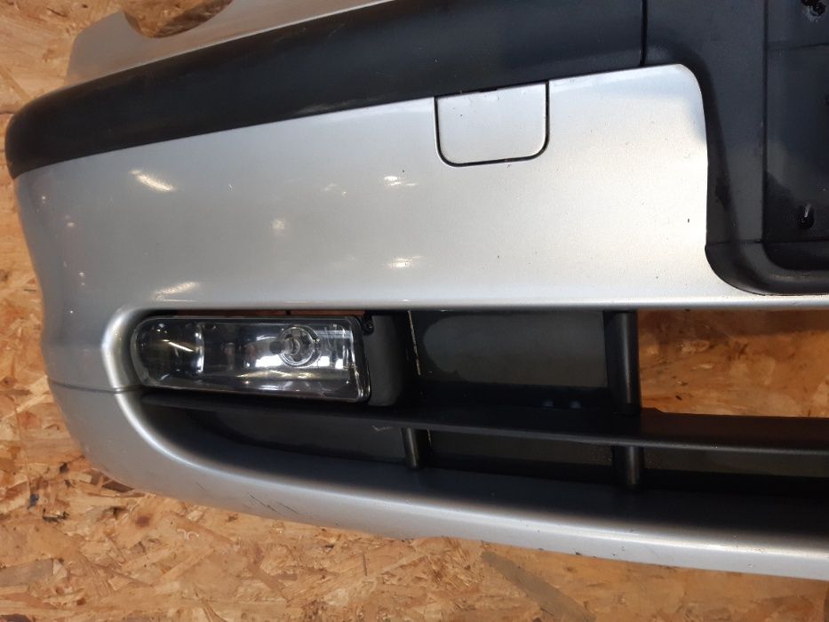 Zderzak przedni BMW E46 Compact kolor srebrny