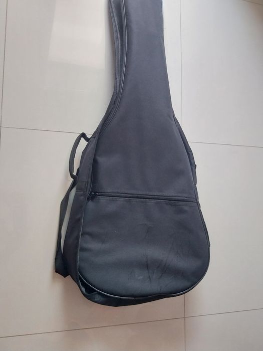Guitarra yamaha c40