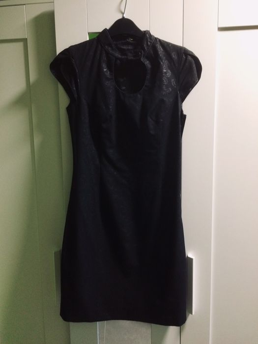 Przepiękna woskowana sukienka Monton Rozm S