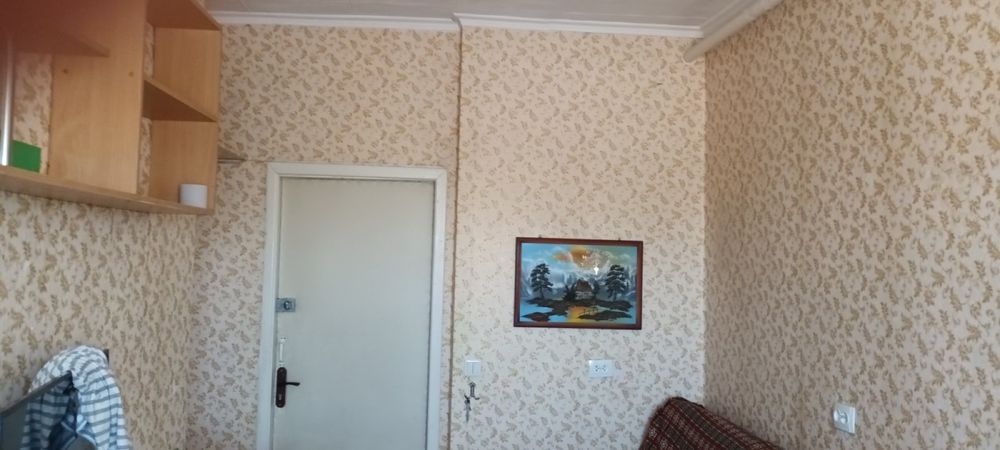 Продам комнату в коммунальной квартире