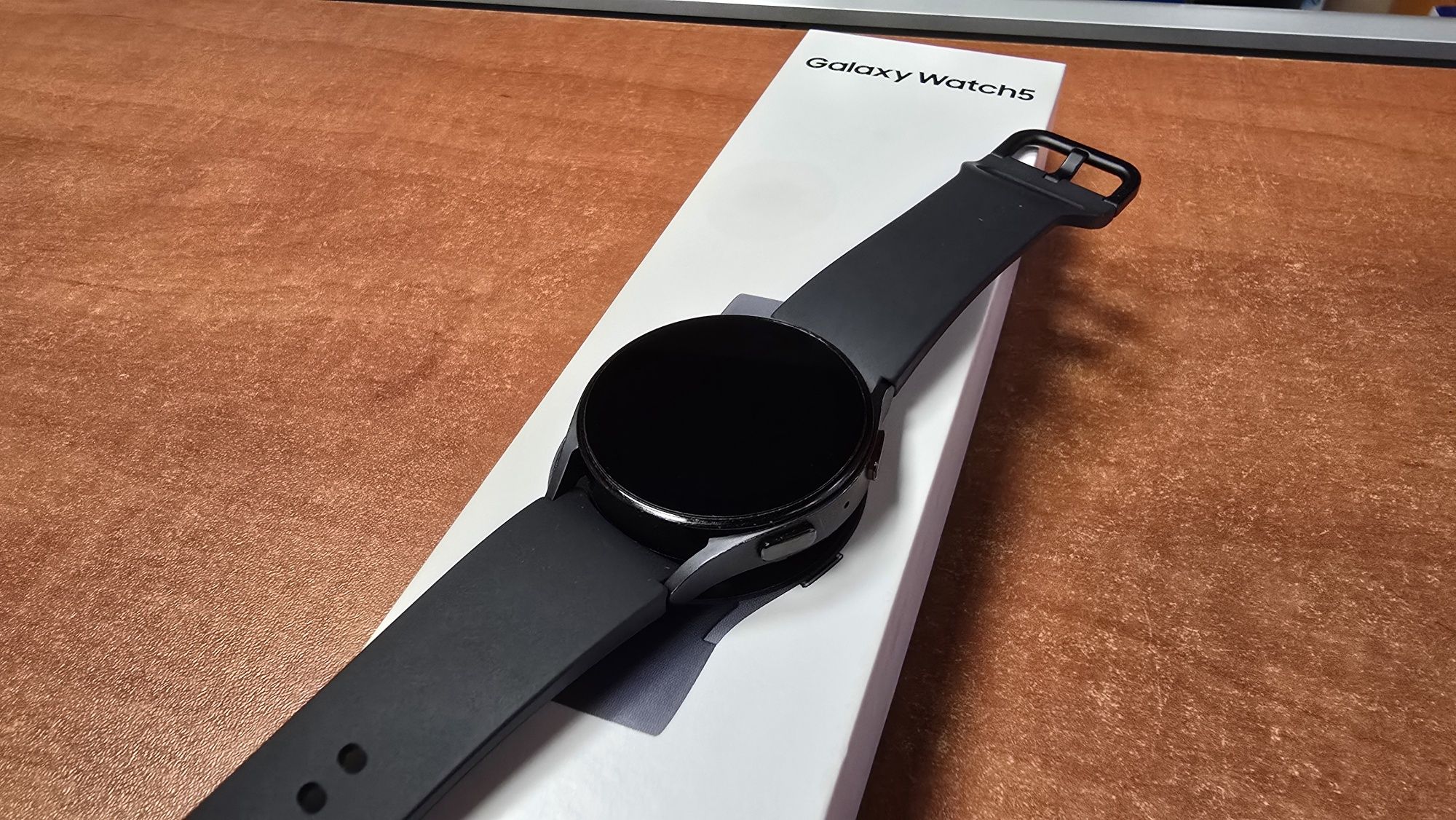 Samsung Galaxy Watch 5 40mm grafitowy, stan db