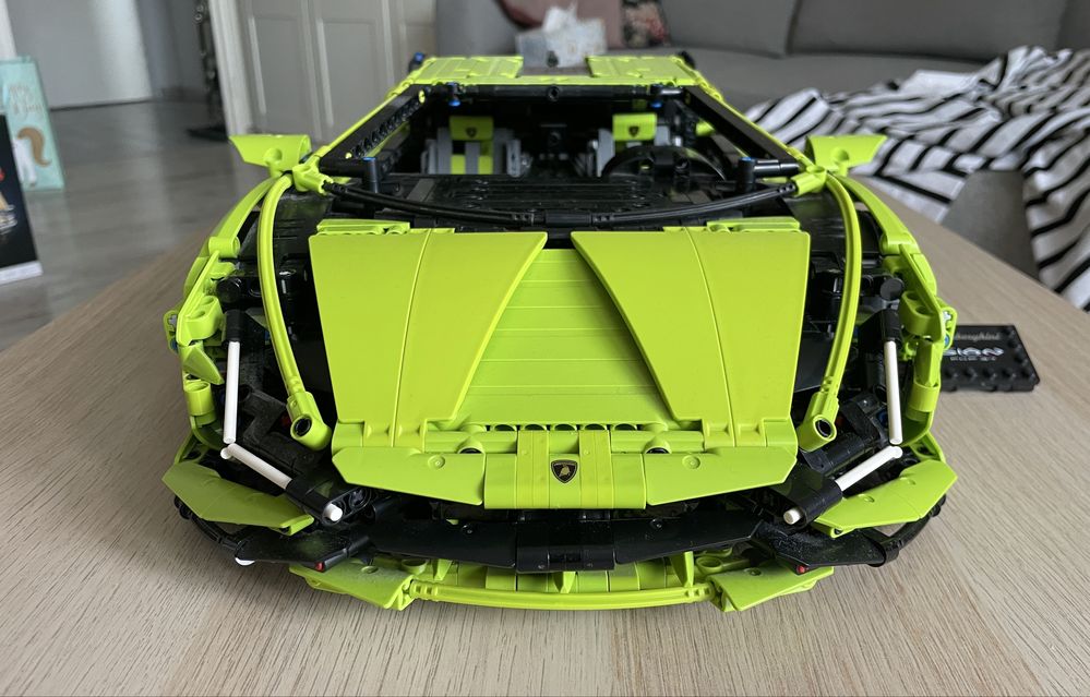Lego Technic 42115 Lamborghini Sian