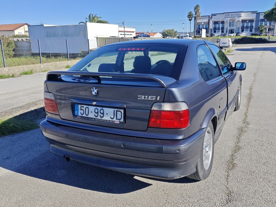 BMW 316i compact