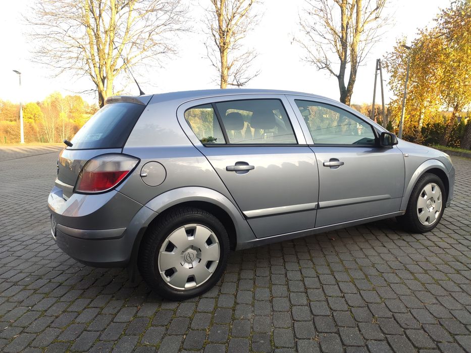 Opel Astra H. 1.4 benzyna