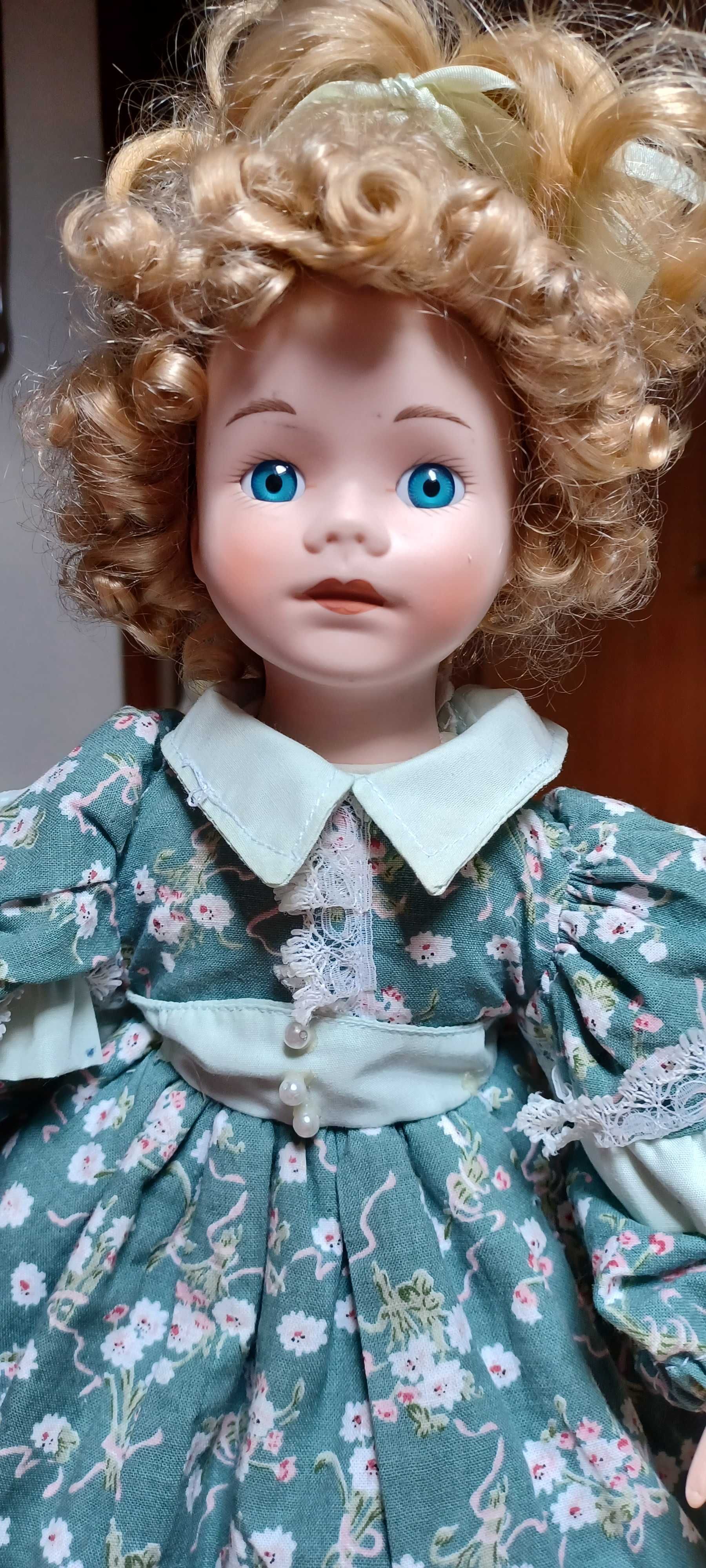 Boneca porcelana coleção