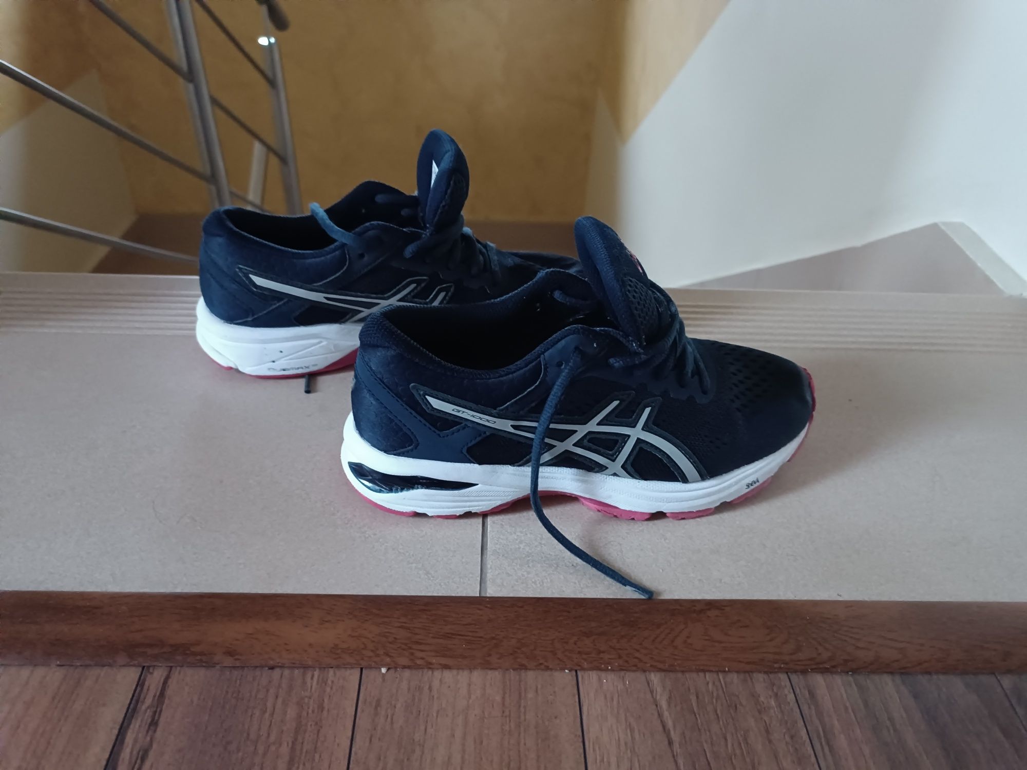 Buty damskie Asics T7A9N rozmiar 37