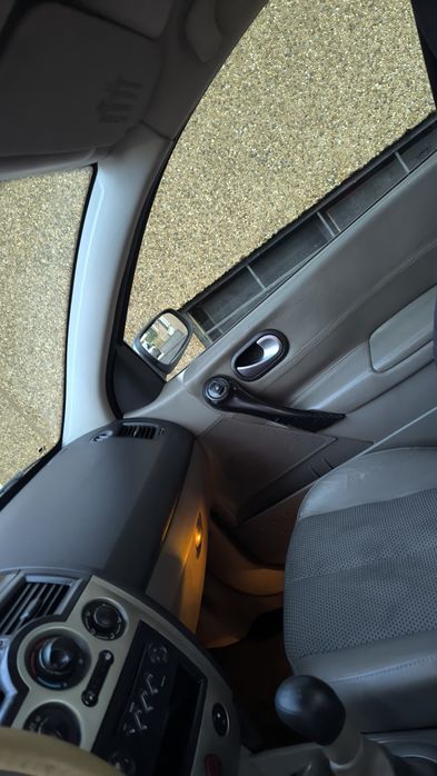 Carro Megane 2004 Gasóleo Diesel