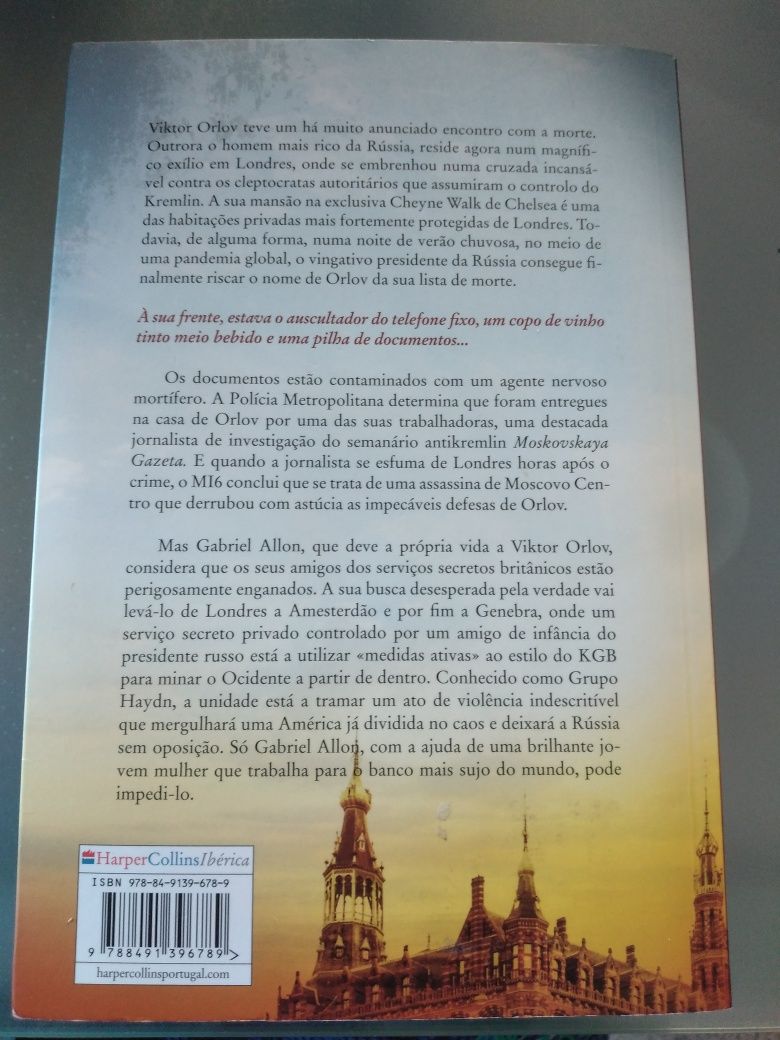 Livro A Violoncelista de Daniel Silva