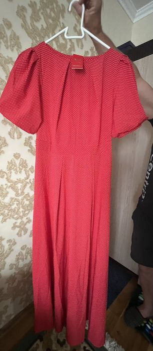 Молодіжна жіноче сукня