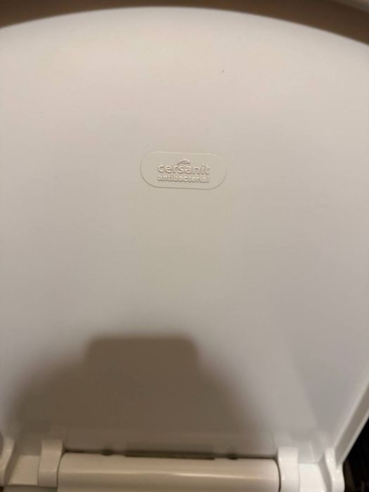 Унітаз U образний квадратний бу в чудовому стані