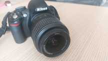 Nikon D3100 z obiektywem