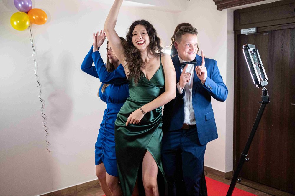 Fotobudka 360 na wesele urodziny studniówkę i inne imprezy