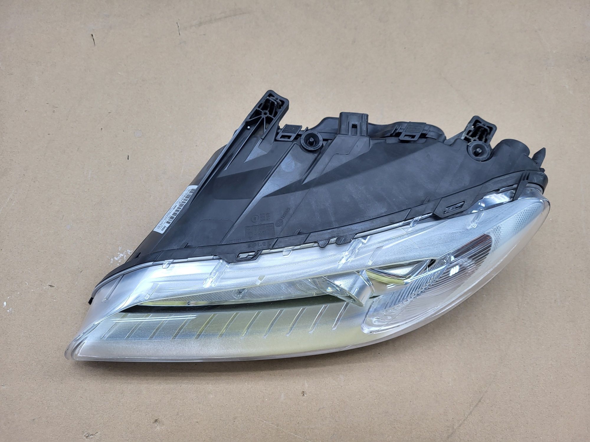 Volvo V70 III 2007 -2016 lampa lewa przednia OEM