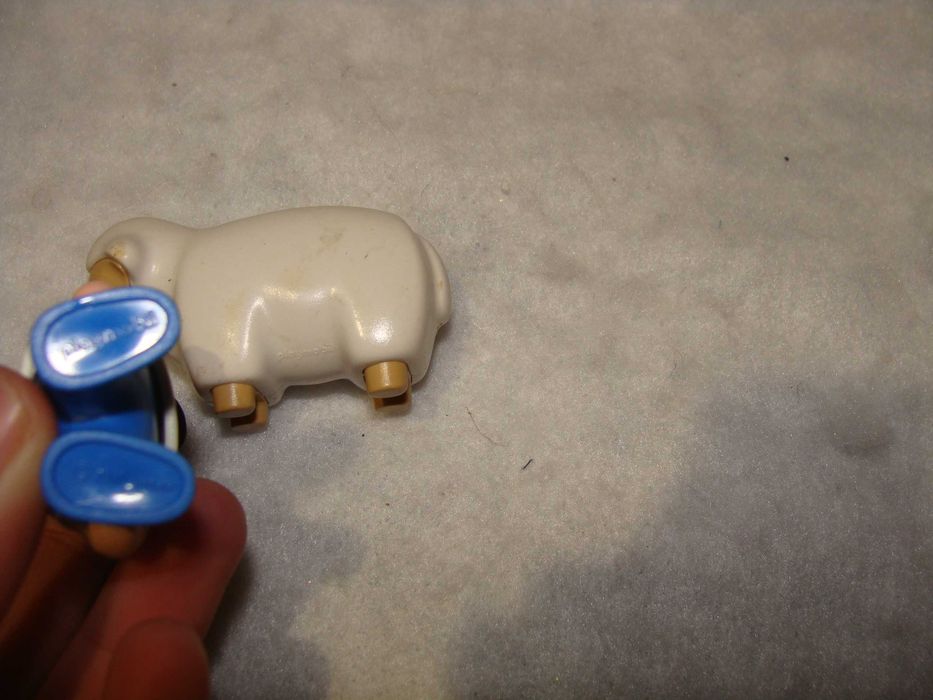 Boneco e Ovelha Playmobil