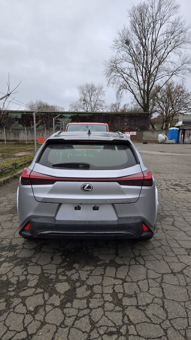 Lexus Ux 250H 2.0 AWD F Sport Design 2023