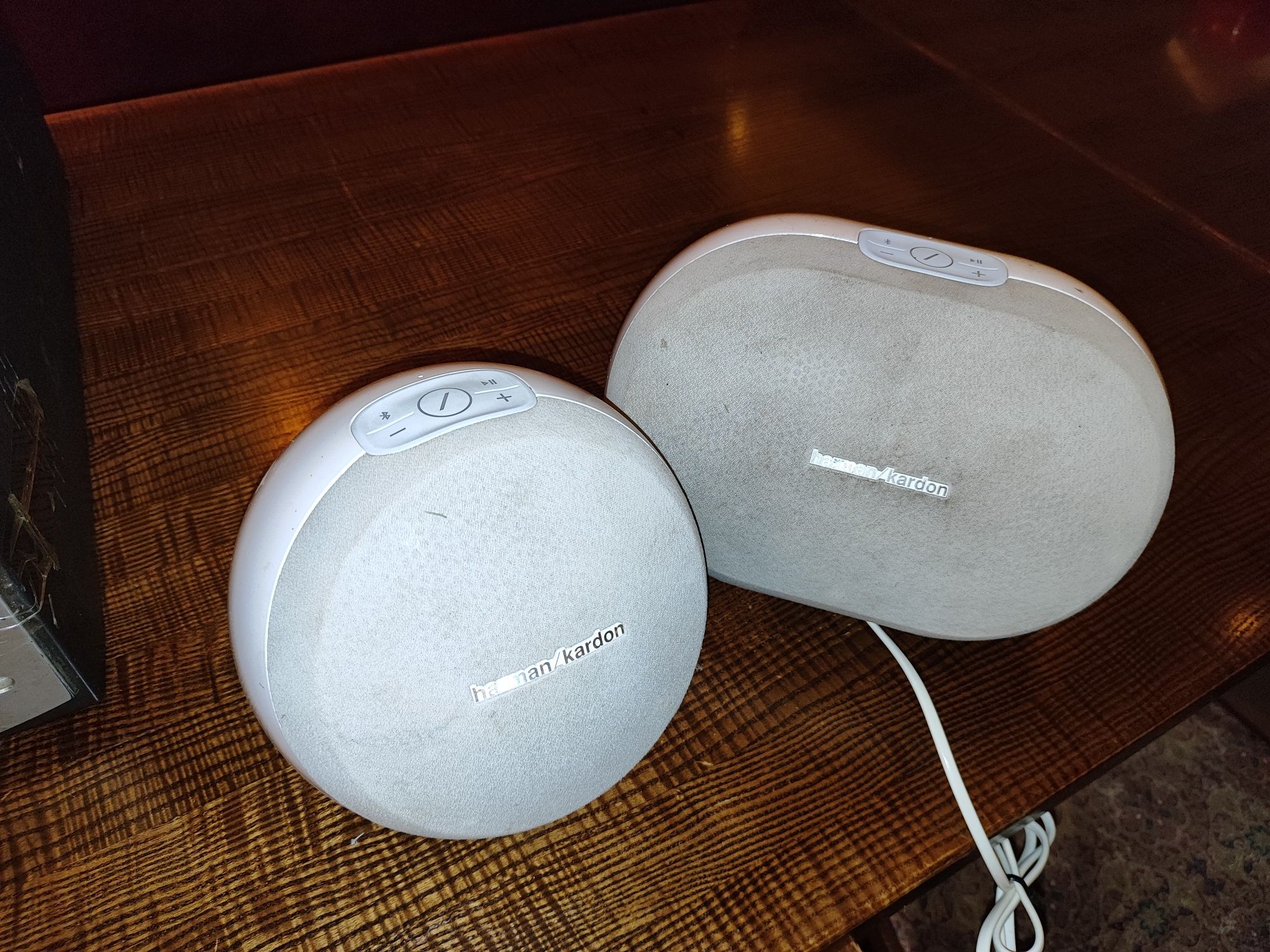 Продам колонки фірмаHarman/Kardon