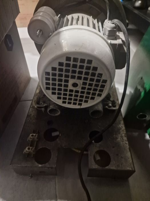 Motor aspiração seca marca Durr - Medicina dentária