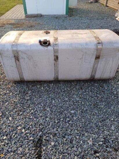 Zbiornik Scania 700 L