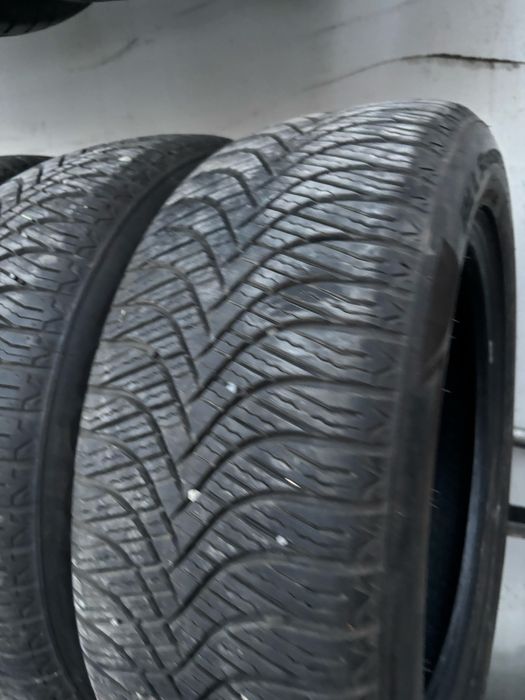 Продам зимову резину 205/55 R16 Goodride