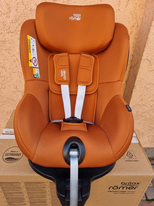 Автокрісло BRITAX-ROMER DUALFIX PRO M Golden Cognac 2024