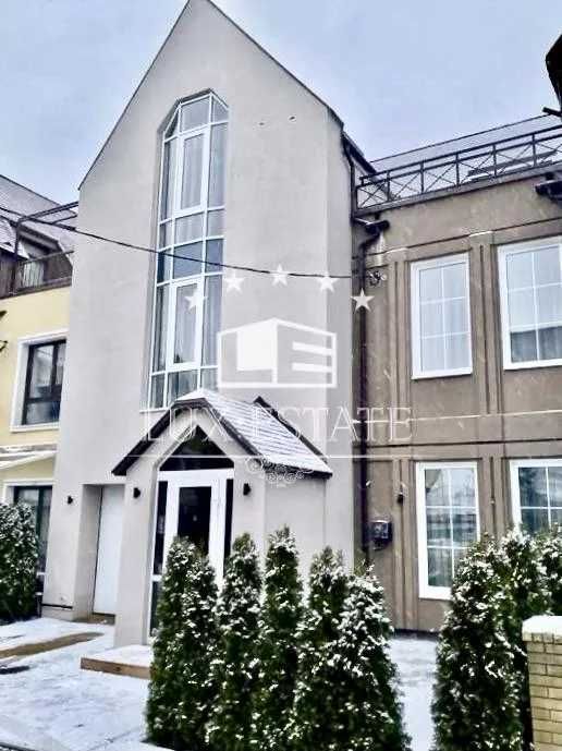 Аренда  современного таунхауса с 4 комнатами на Журавлевке