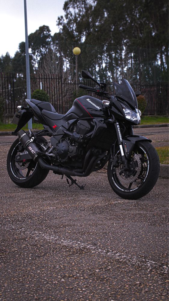 Kawasaki Z750 Black Edition