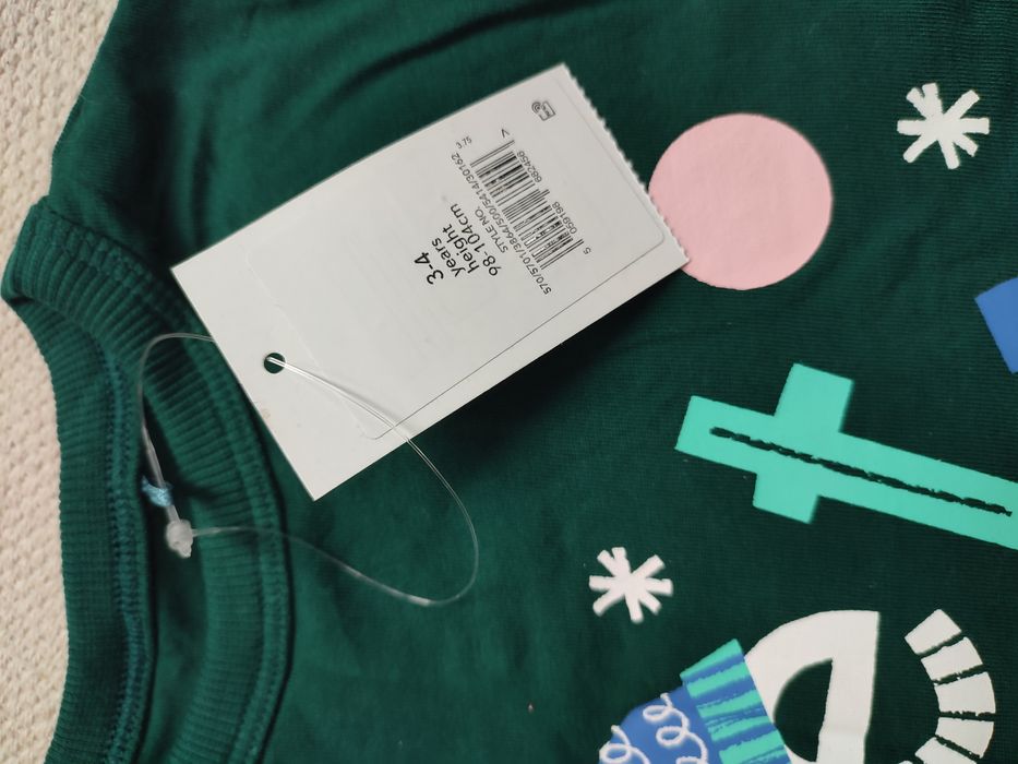 Nowa świąteczna bluzka z długim rękawem 98-104