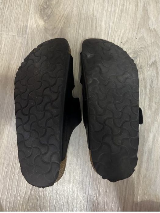 Шльопанці Біркенштоки