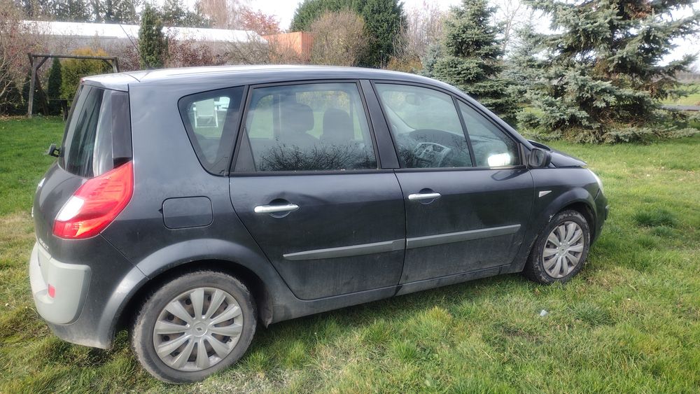 Witam sprzedam renault Megane scenic 1.5d 78kw 2007rok