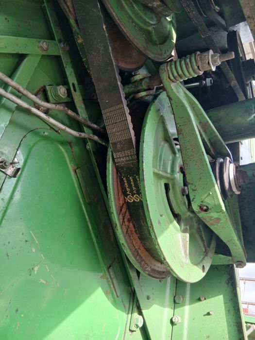 Комбайн джон-дір