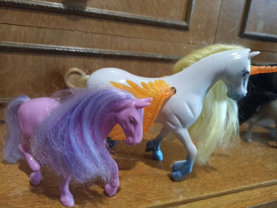 лошадки набор разные