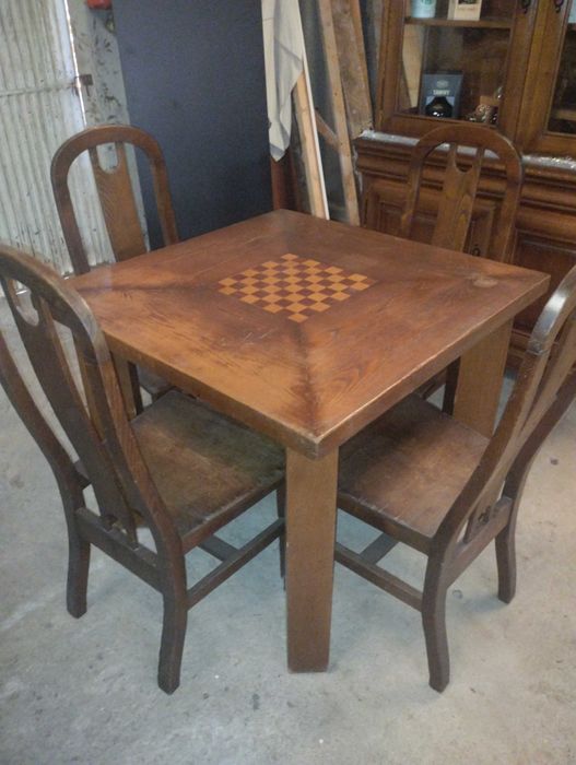 Movel e mesa de sala
