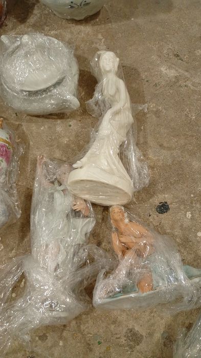 Porcelana figurki serwis kawowy i inne Chodzież Włocławku koło Karolin