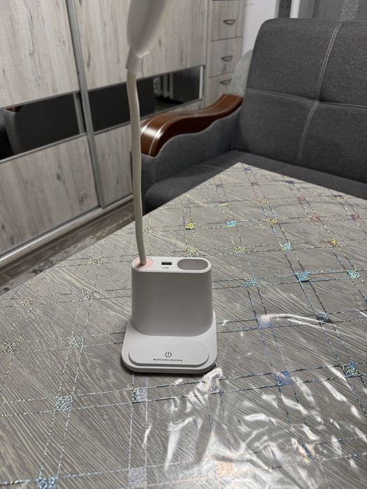 Настольная Лампа+встроенный повербанк+подставка для телефона