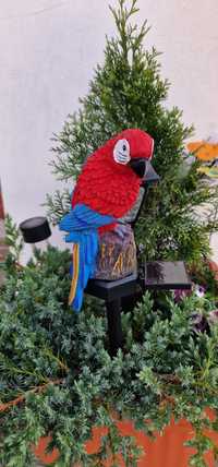 Lampa solarna ogrodowa czerwona papuga 
Przepiękna dekoracja ogrodowa