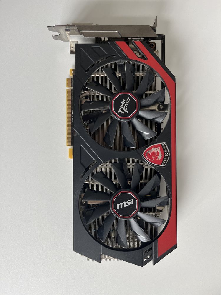Karta graficzna MSI Twin frozr GTX770 2GB + 8GB Ram Hyperx blu