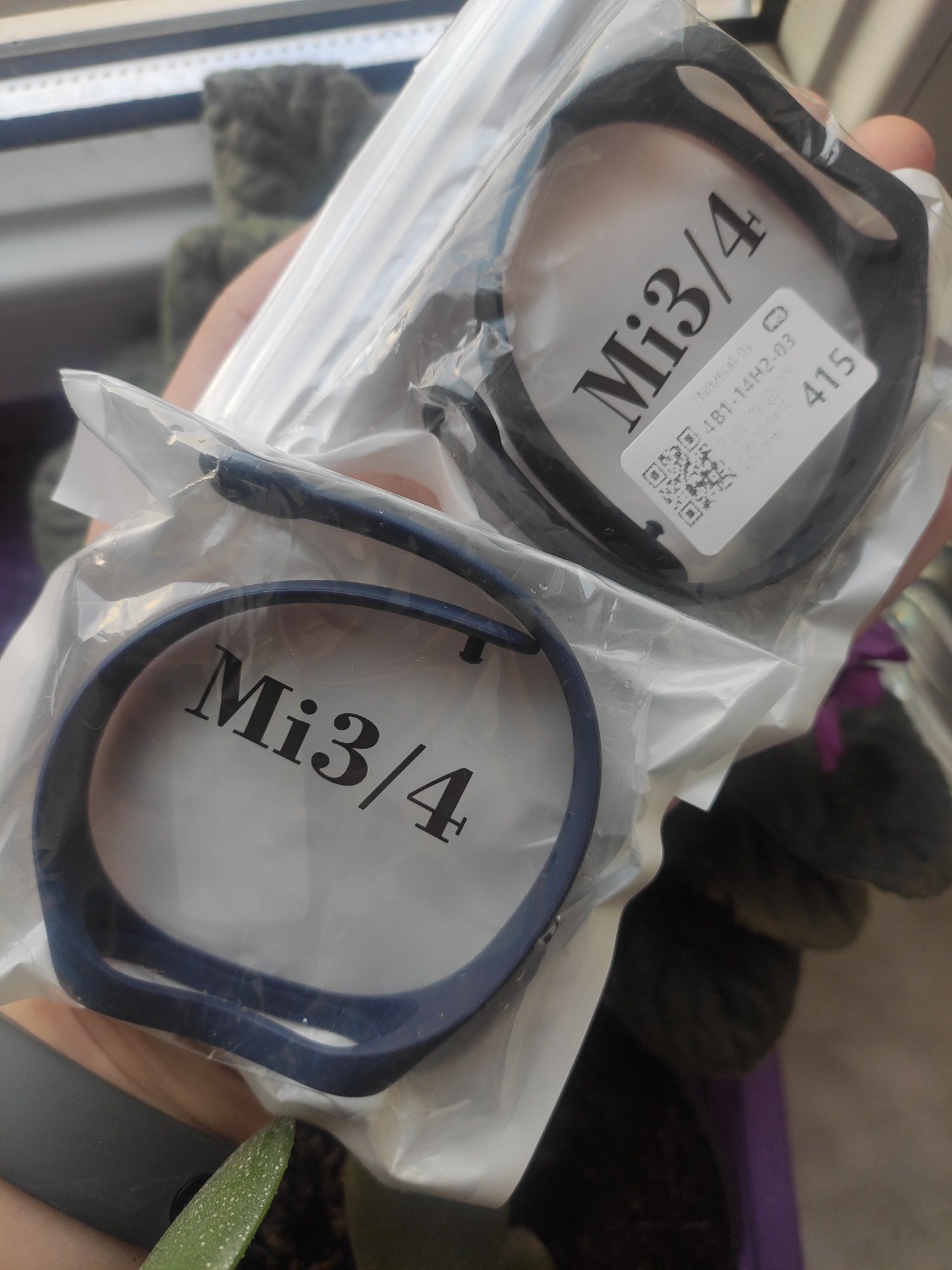 Czarna oraz granatowa opaski zamienna do XIAOMI mi band 4 i 3