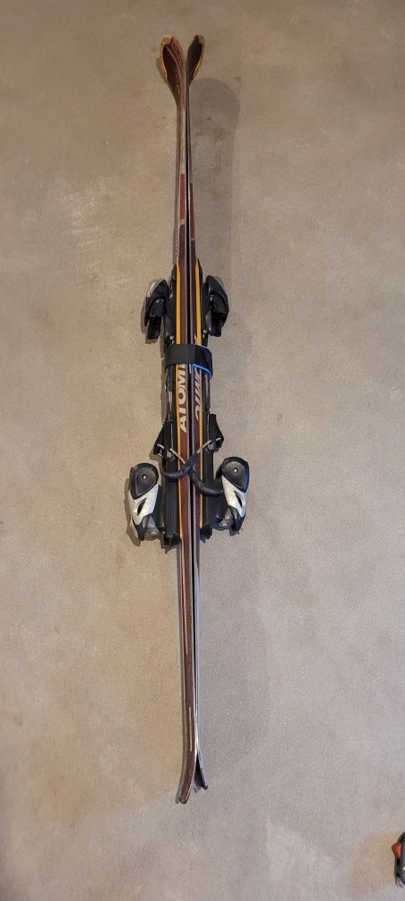 Narty Atomic 157 cm