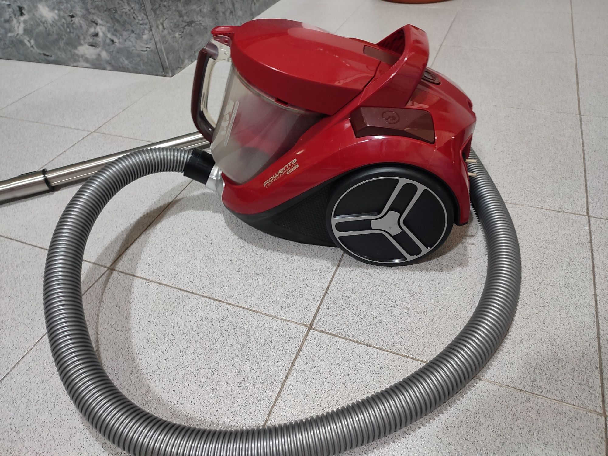 Aspirador s/ Saco Compact Power Cyclonique 750W 75dBA ROWENTA