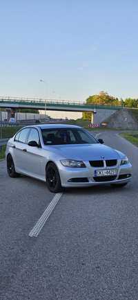 BMW E90 320i 150km (podgrzewane fotele,czujniki parkowania,klima)